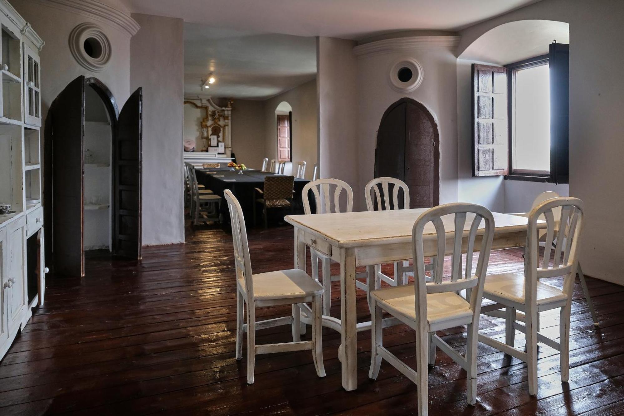 Casa Rural Palacio Conde De Aldana Con Piscina Entre Encinares Y Dehesas Terradillos Exteriér fotografie