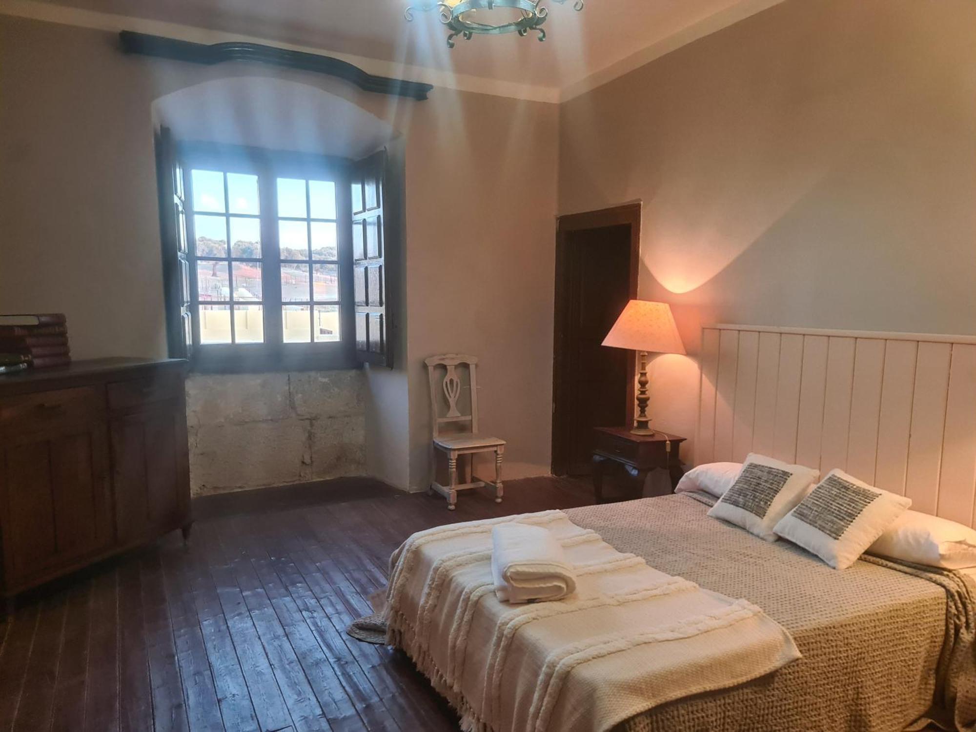 Casa Rural Palacio Conde De Aldana Con Piscina Entre Encinares Y Dehesas Terradillos Exteriér fotografie